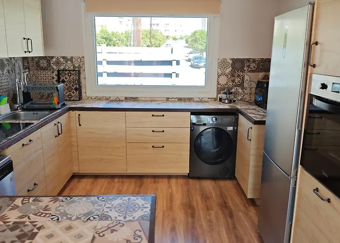 Appartement Modern 1-bedroom In With A Private Garden Ideal For Long And Remote Work