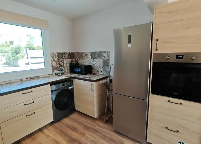 Modern 1-bedroom In With A Private Garden Ideal For Long And Remote Work Appartement *