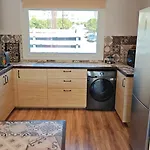 Lejlighed Modern 1-bedroom In With A Private Garden Ideal For Long And Remote Work