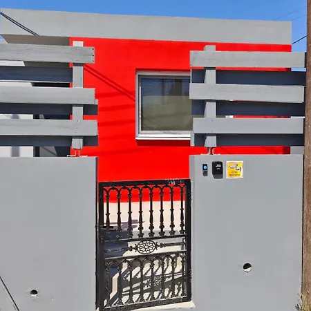 Modern 1br House With Garden Near & Airport * Larnaca